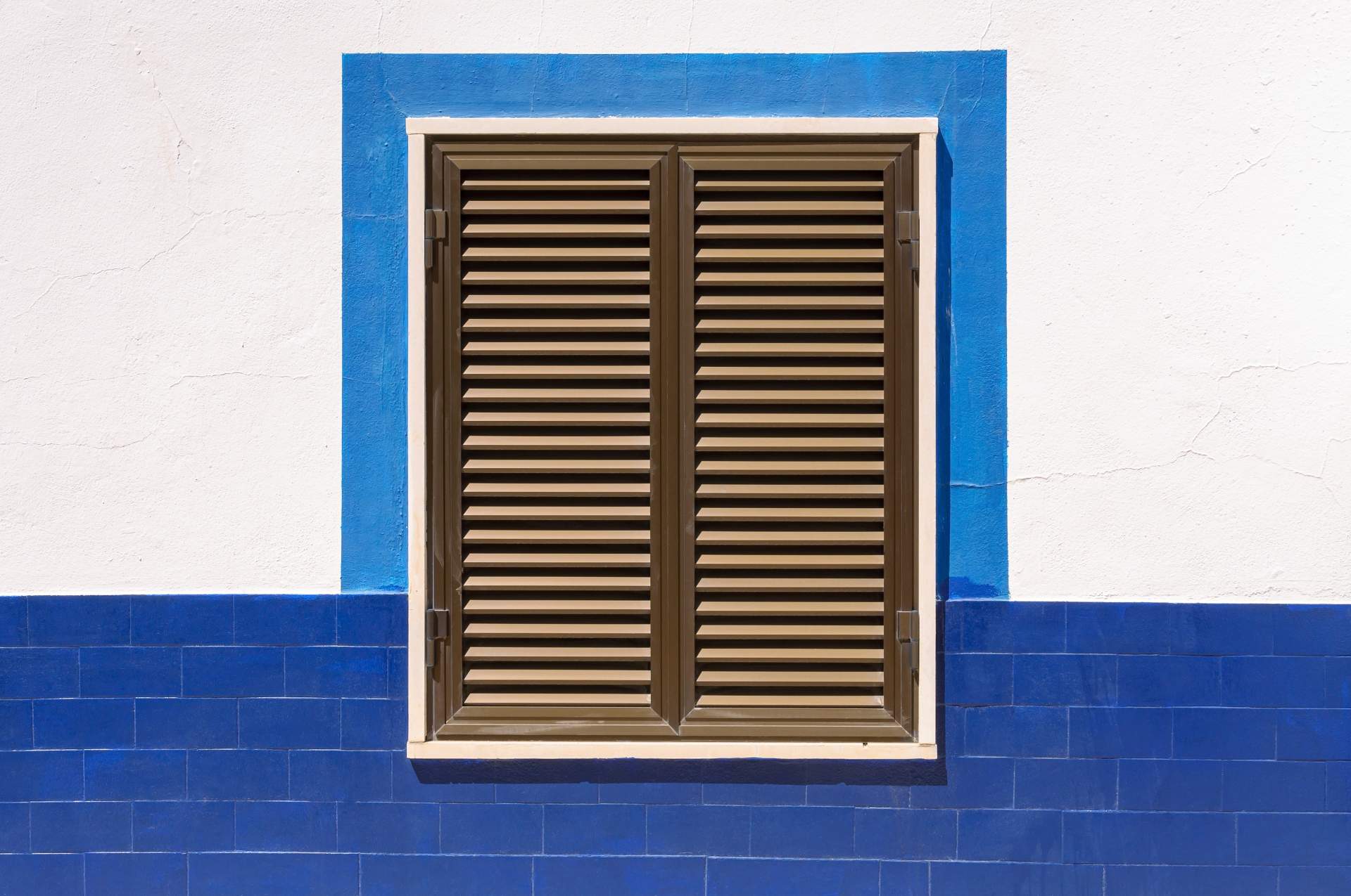 Roll Down Hurricane Shutters: Reliable Protection Made Simple